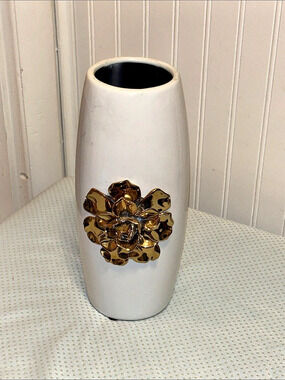 T.J.Maxx White & Gold Floral Embellished Vase